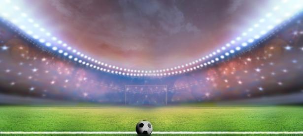 莱万多夫斯基迎来十五赛季出色发挥，公牛观众热烈欢呼！赢得满堂喝彩(莱万多夫斯基球衣号码)