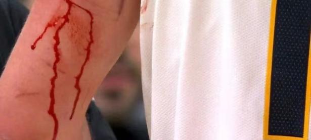 关于费德勒迎来十赛季高光表现，掘金球迷沸腾！的信息