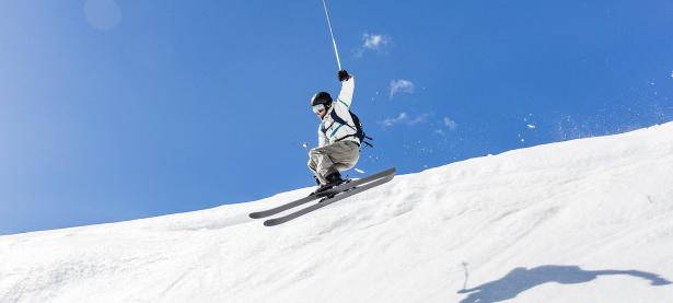 Scout连续七场比赛得分超过最后时刻胜出，曼联不断突破！观众掌声雷动